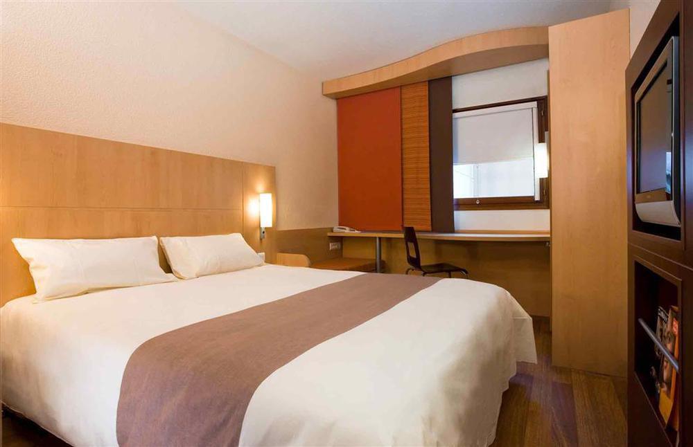 B&B Hotel Offenbach-Kaiserlei Bilik gambar